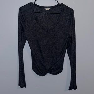 Aeropostale Black and gray long sleeve crop top size medium